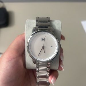 MVMT silver Watch link